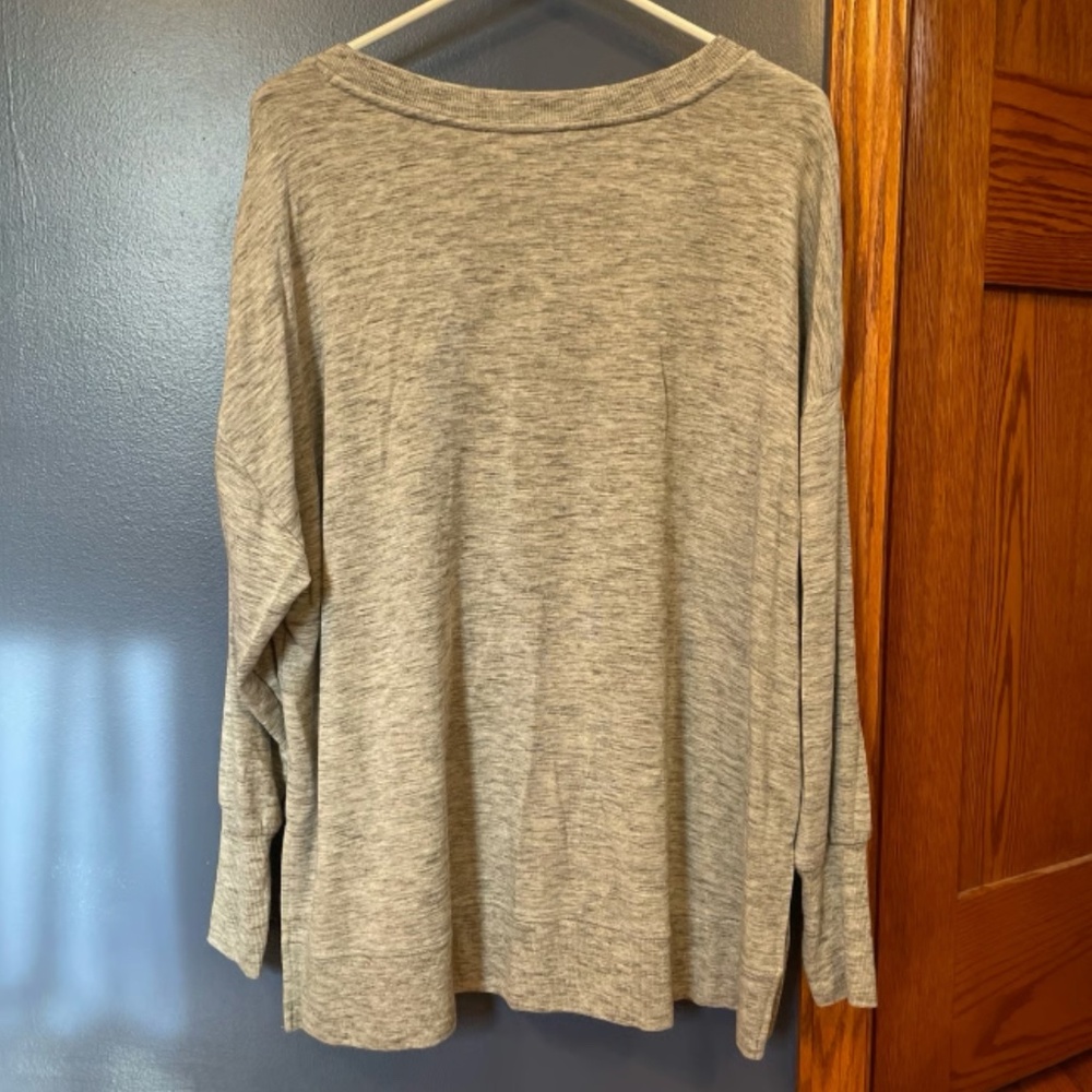 Workshop Republic Clothing Top - Picture 2 of 3